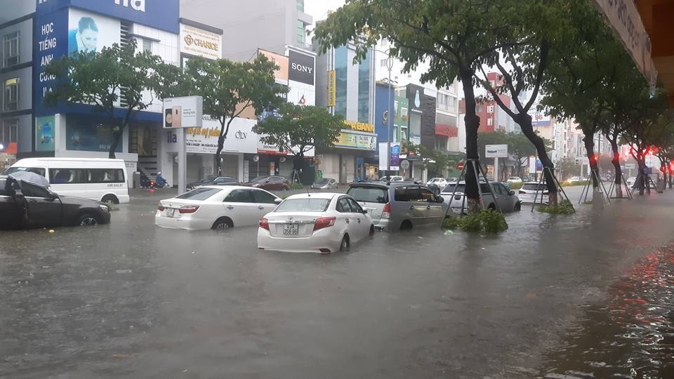 ダナン台風